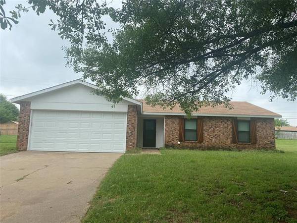 1308 Circle Drive, Graham, TX 76450