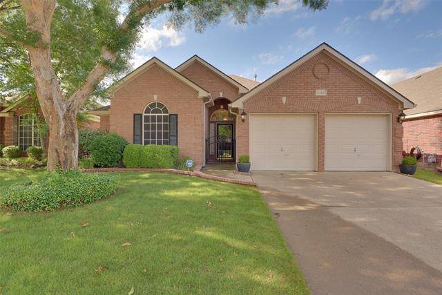 6105 Hillside Lane, Sachse, TX 75048