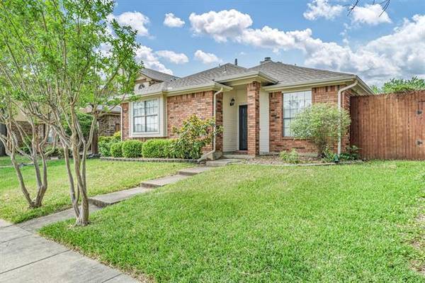 2218 Arbor Creek Drive, Carrollton, TX 75010