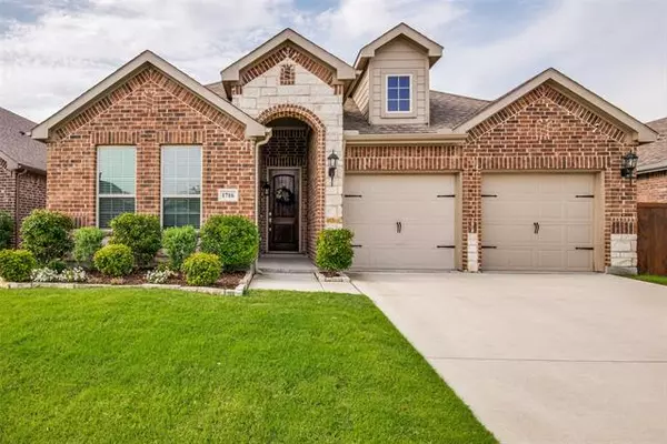 1716 Ridge Creek Lane, Aubrey, TX 76227