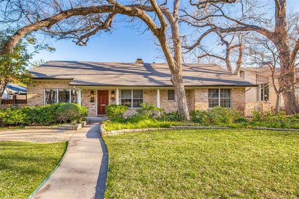 9741 Edgepine Drive, Dallas, TX 75238