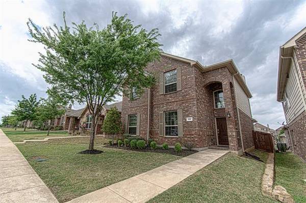 528 Cheyenne Drive, Aubrey, TX 76227