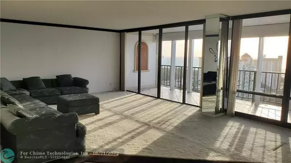 Fort Lauderdale, FL 33304,936 Intracoastal Dr  #21G