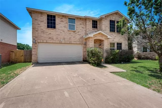 1624 Arbuckle Drive, Fort Worth, TX 76247