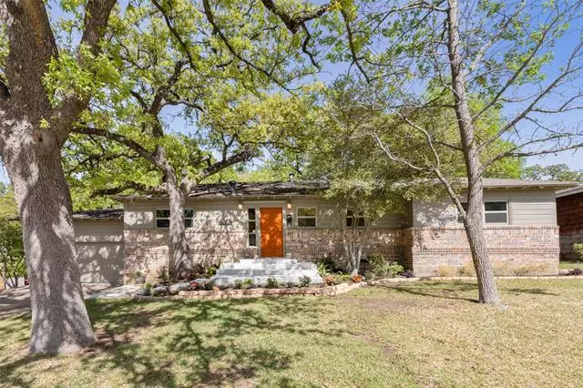 1829 Lynnhaven Road, Fort Worth, TX 76103