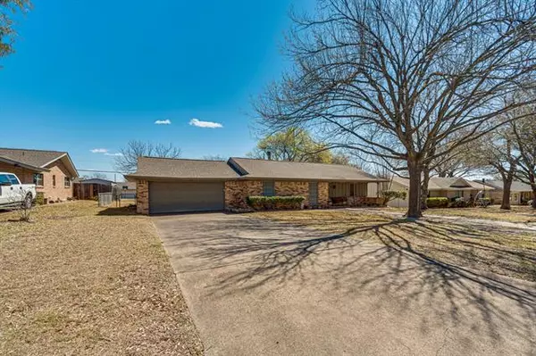 Desoto, TX 75115,128 Cloudcrest Drive