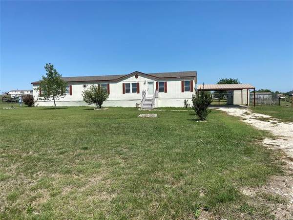 9200 Idaho Street, Joshua, TX 76058