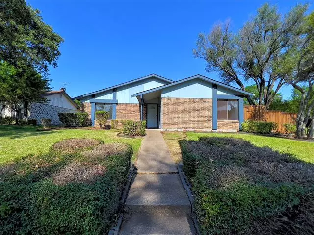 5529 Wyrick Lane, Garland, TX 75044