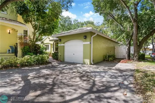 Plantation, FL 33324,9874 NW 2nd Ct