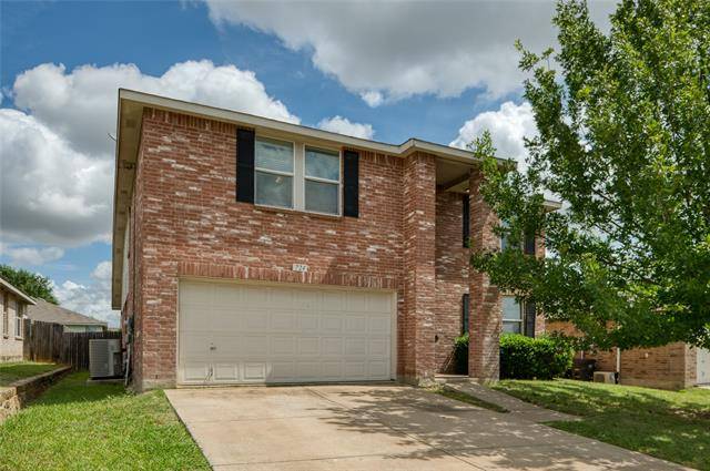 724 Riverflat Drive, Fort Worth, TX 76179