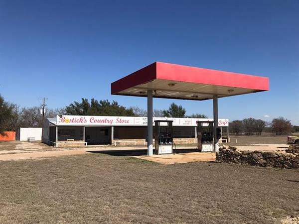 4985 Park Road 15,  Brownwood,  TX 76801