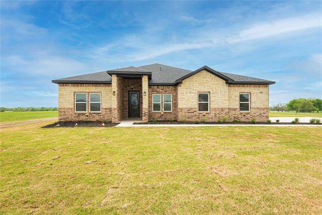 1112 County Road 4108, Greenville, TX 75401