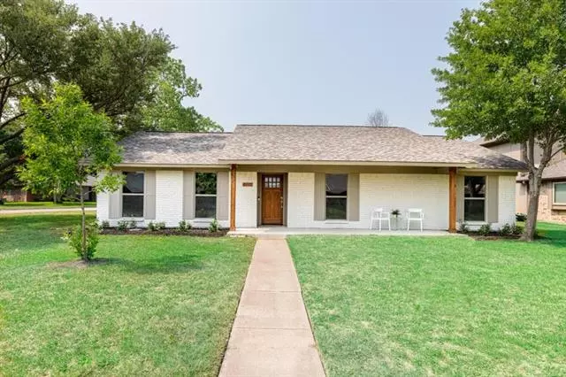 1308 River Oaks Drive, Flower Mound, TX 75028