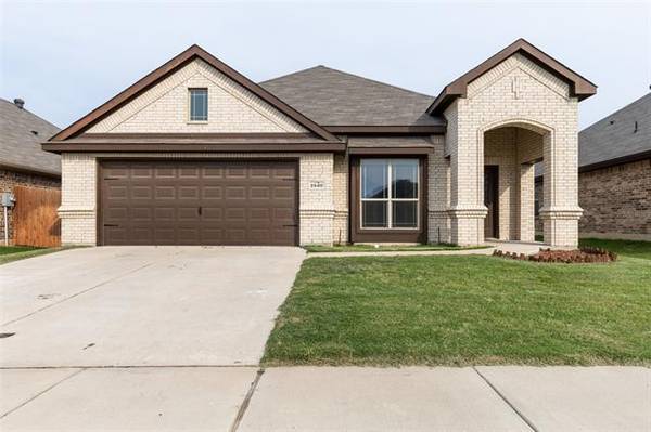 2540 Old Buck Drive, Weatherford, TX 76087