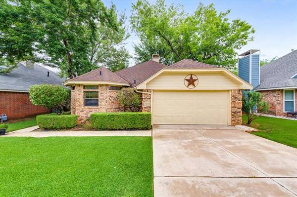 1515 Brookwood Drive, Grapevine, TX 76051