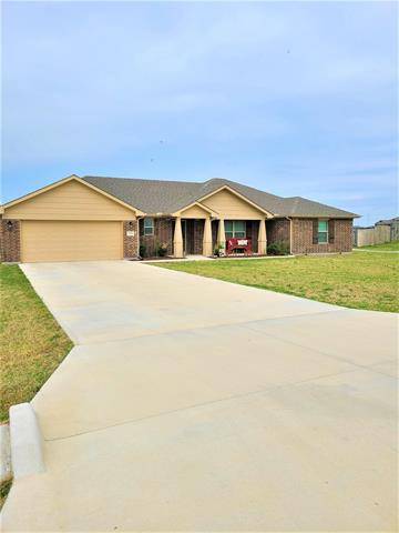 188 Hillcrest Lane, Decatur, TX 76234