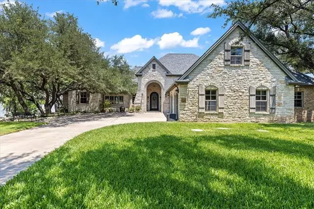 508 Siesta Court, Granbury, TX 76048