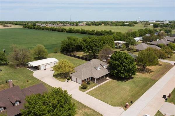 2515 Chippewa Trail, Sanger, TX 76266