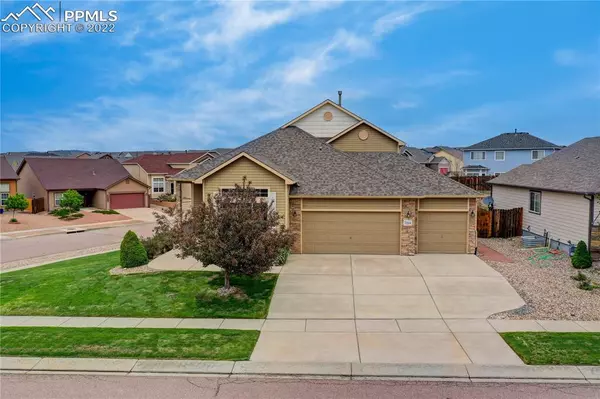 7234 Pearly Heath RD, Colorado Springs, CO 80908