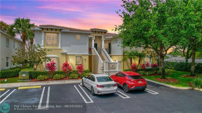 Boca Raton, FL 33428,23289 Carolwood Ln  #202