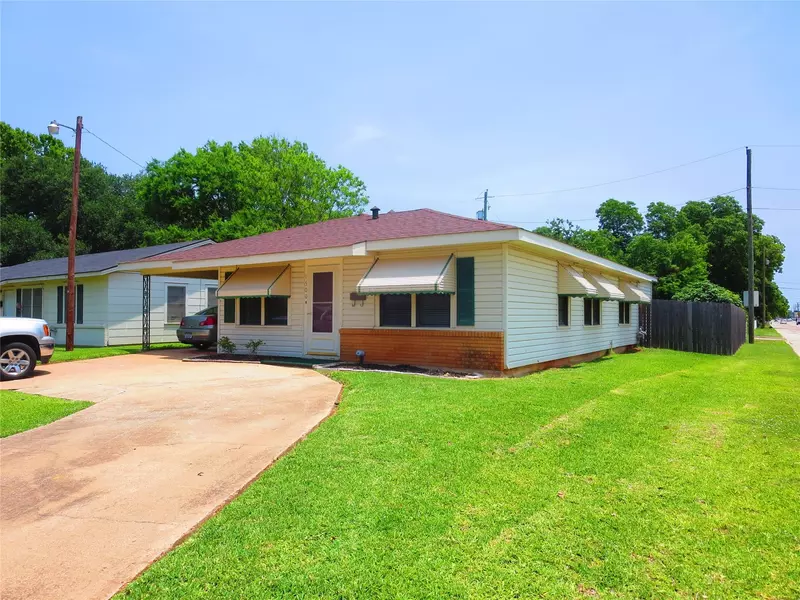 1500 Clarence Street, Bossier City, LA 71111