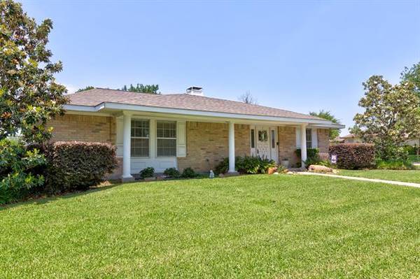 745 Maple Glen Drive, Garland, TX 75043