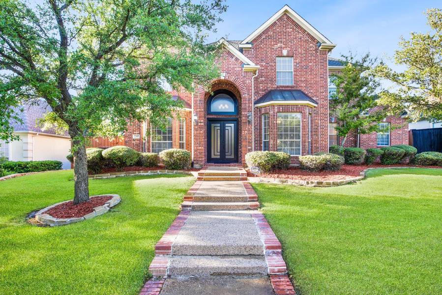 2305 Clearspring Drive S, Irving, TX 75063