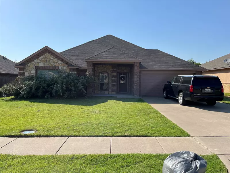 155 Birdsong Lane, Terrell, TX 75160