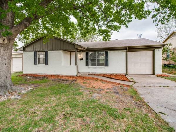 2837 Belhaven Drive, Mesquite, TX 75150