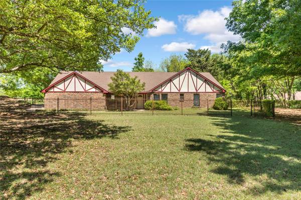 617 Pecan Creek Drive, Sunnyvale, TX 75182