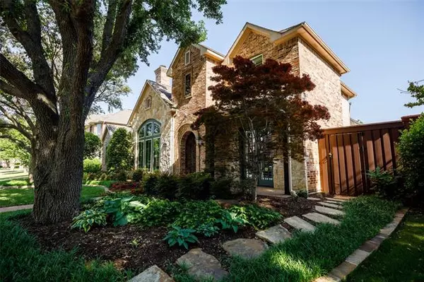 Plano, TX 75093,5740 Misted Breeze Drive