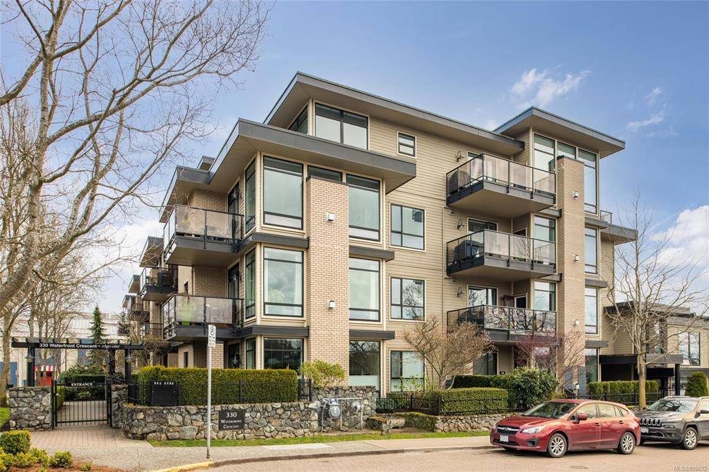 330 Waterfront Cres #303,  Victoria,  BC V8T 5K3