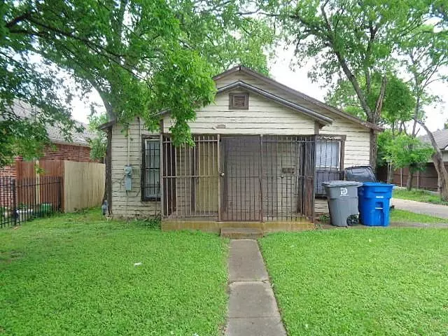 Dallas, TX 75216,4607 Garrison Avenue