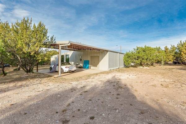 NA COX RD, Robert Lee, TX 76945