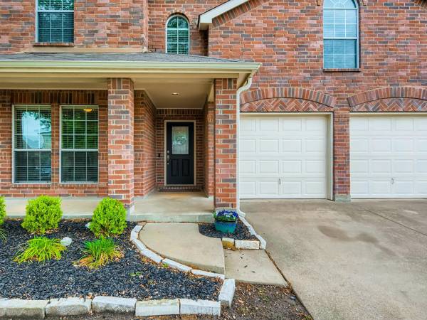 1002 Kimbro Drive, Forney, TX 75126