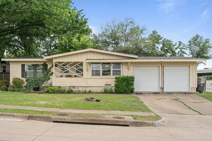 3513 Leith Avenue, Fort Worth, TX 76133