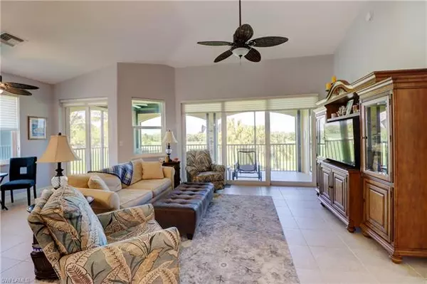 Naples, FL 34114,1272 Rialto WAY #6-201