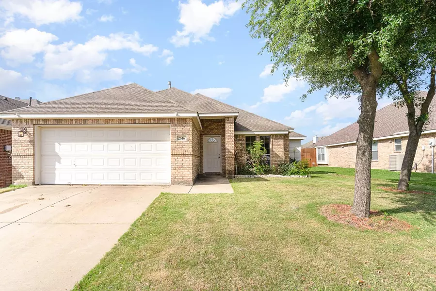 2616 Pennington Drive, Sachse, TX 75048