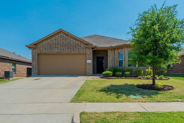 5134 Mountain View Drive, Krum, TX 76249