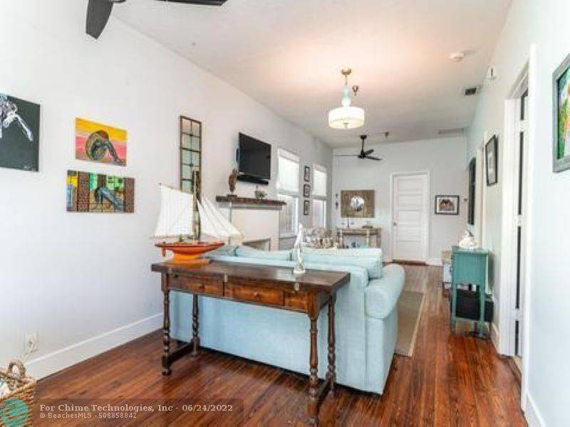 Lake Worth Beach, FL 33460,106 S J St