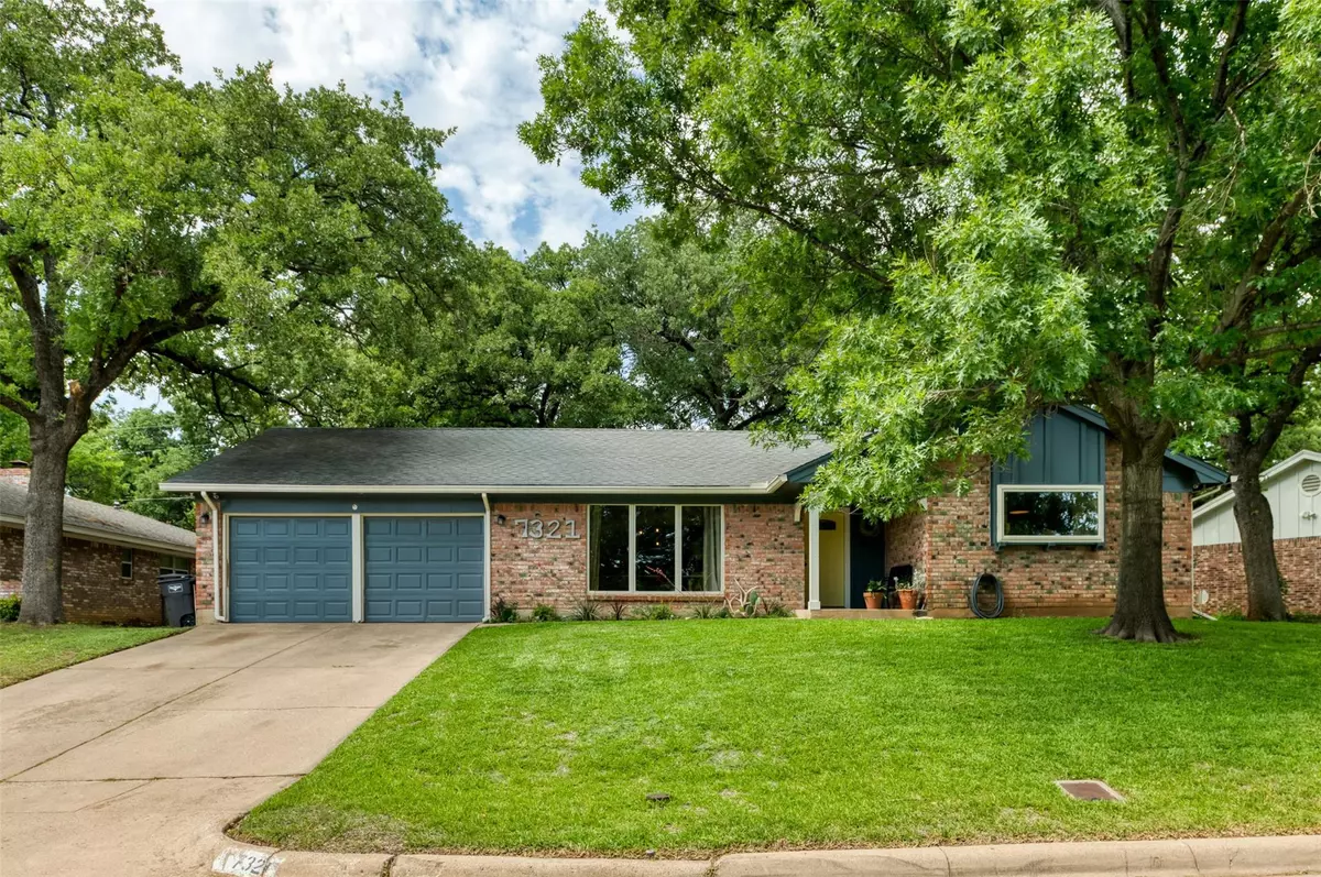 Fort Worth, TX 76112,7321 Martha Lane