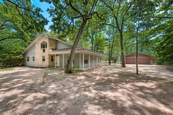 14088 Hickory Tree Lane, Wills Point, TX 75169