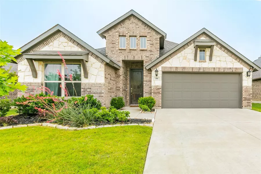 106 Old Spanish Trail, Waxahachie, TX 75167