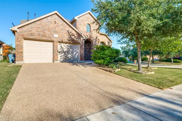 7072 Bethlehem Drive, Grand Prairie, TX 75054