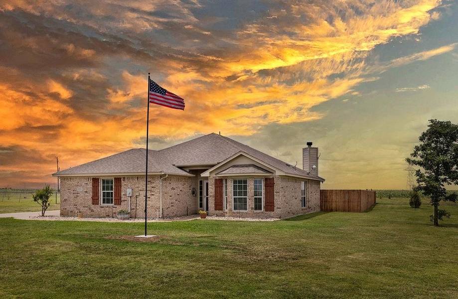 10913 Soft Shell Drive, Venus, TX 76084