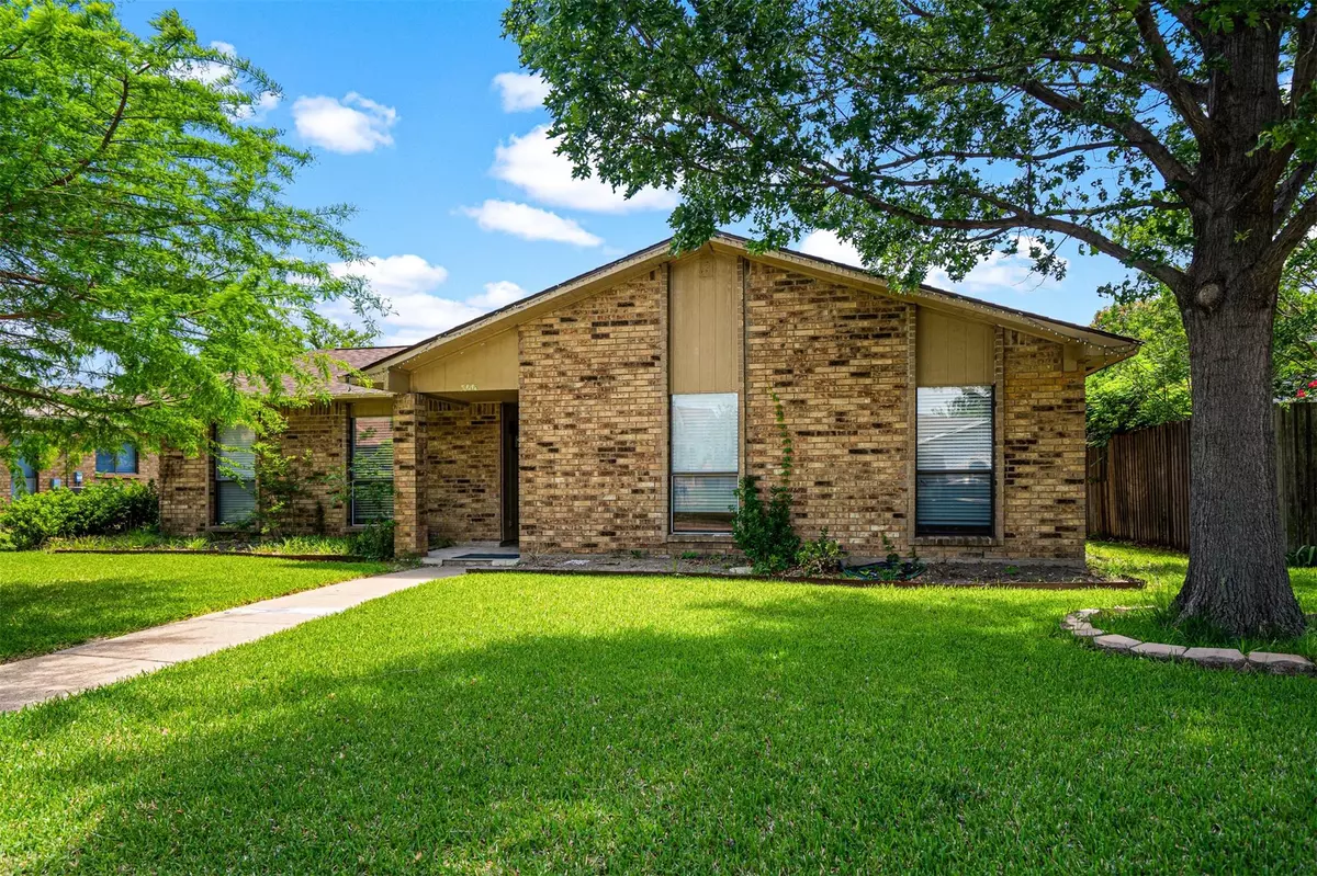 Carrollton, TX 75007,2216 Red Bluff Drive