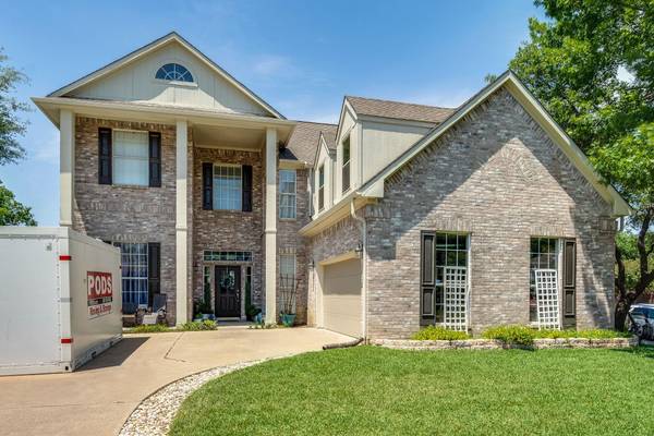 6833 Hickory Hollow Lane, North Richland Hills, TX 76182