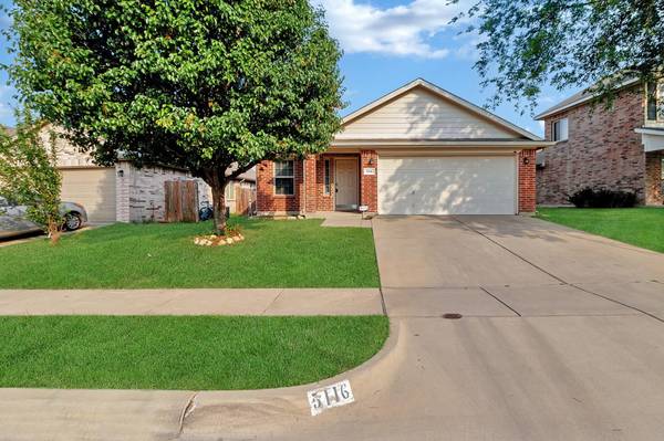 5116 Placid Drive, Haltom City, TX 76117