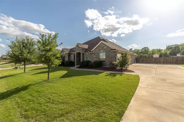 Hudson Oaks, TX 76087,420 Gray Wolf Trail