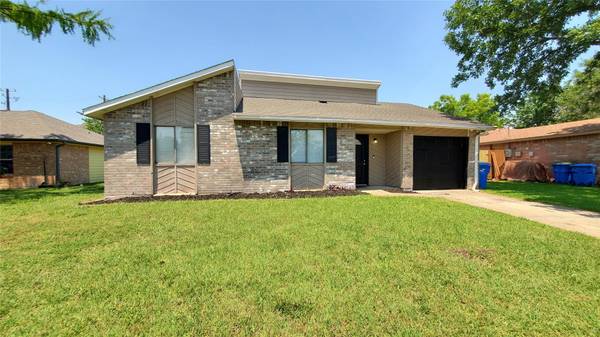 6913 Colgate Lane, Rowlett, TX 75088